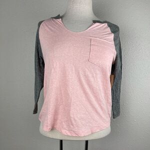 NWT Urbanology Women’s Top  